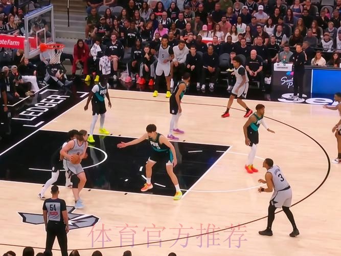 阿夫迪亚29+11+10,克林根两双杨瀚森2分2帽,开拓者复仇马刺 阿夫迪亚29+11+10,克林根两双杨瀚森2分2帽,开拓者复仇马刺